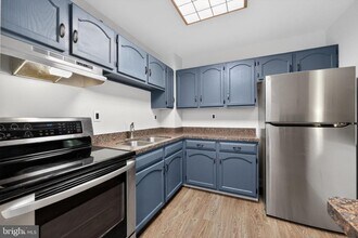 4906 Catamaran Ct in Wilmington, DE - Building Photo - Building Photo