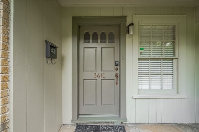 property at 3610 Glen Haven Blvd