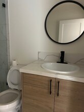 825 W Colden Ave, Unit 1.2 in Los Angeles, CA - Foto de edificio - Building Photo