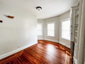 23 Winslow Rd, Unit #1 in Brookline, MA - Building Photo - Building Photo