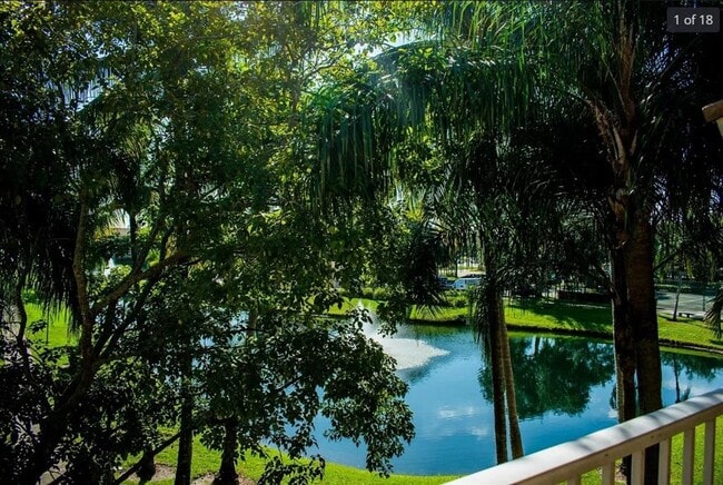 2600 S University Dr, Unit 217 in Davie, FL - Building Photo - Building Photo