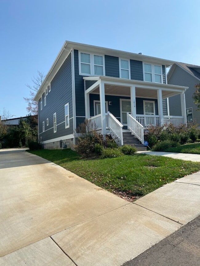 property at 1016 Richland Crk Aly