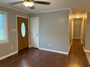 5937 W Pine Ln in Knoxville, TN - Building Photo - Building Photo