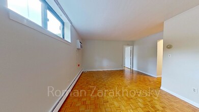 95 Sutherland Rd in Boston, MA - Foto de edificio - Building Photo