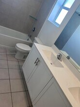 1405 SE 26th Ter in Homestead, FL - Building Photo - Building Photo