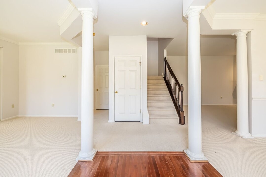 171 Madison Way in Downingtown, PA - Building Photo
