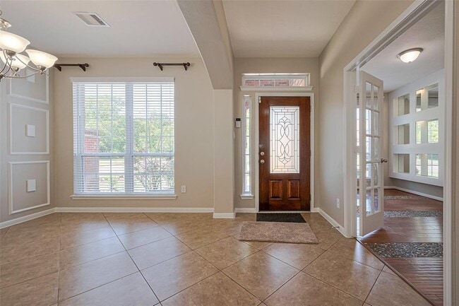 property at 5627 Granite Falls Ln