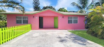 201 Palm St in Lantana, FL - Building Photo