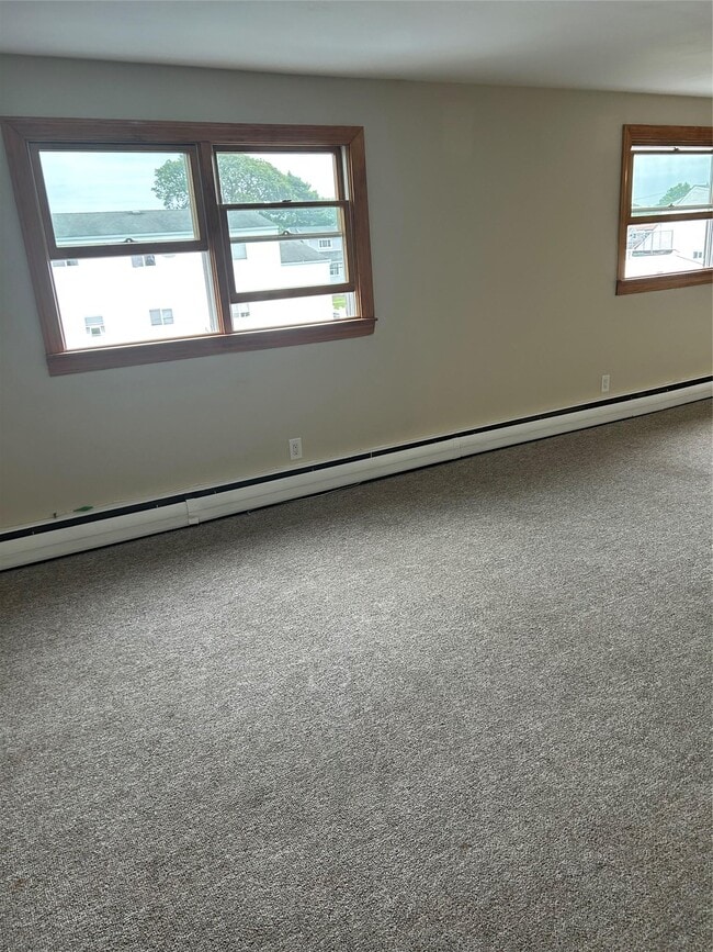 23 Cherwal St in West Babylon, NY - Building Photo - Building Photo