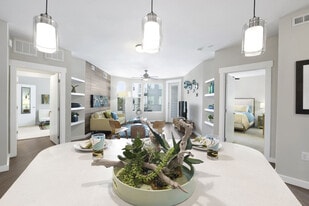 Gibson Flats in Austin, TX - Building Photo