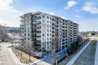 Lexington Grand in Kitchener, ON - Building Photo - Building Photo