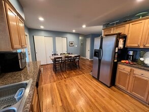 605 Seattle Dr in Lexington, KY - Building Photo - Building Photo