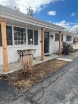 5938 Main St in Sylvania, OH - Building Photo