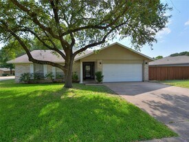 12100 Sage Hen Ct in Austin, TX - Building Photo