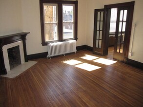 5926 Elwood St in Pittsburgh, PA - Building Photo - Building Photo