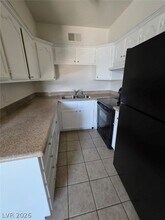 412 W Monroe Ave in Las Vegas, NV - Building Photo - Building Photo