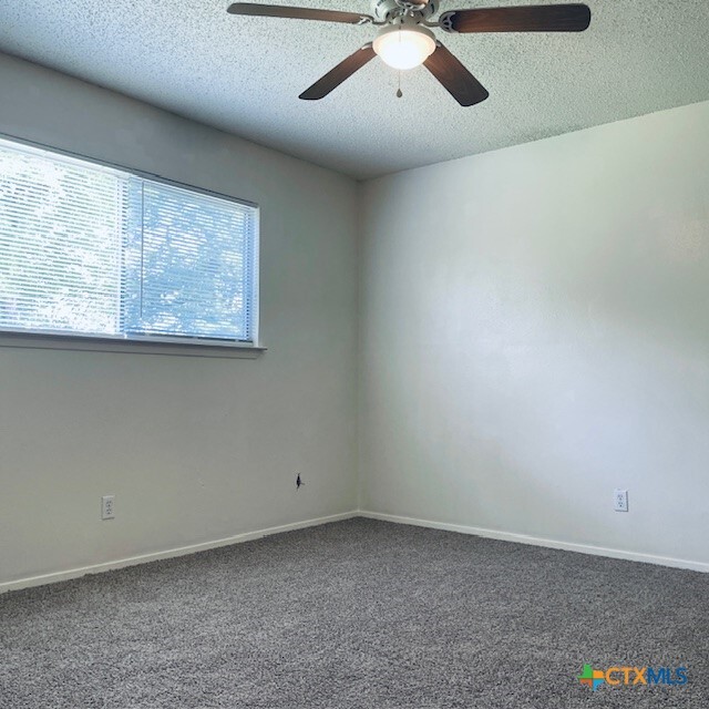 422 Chisholm Valley Dr