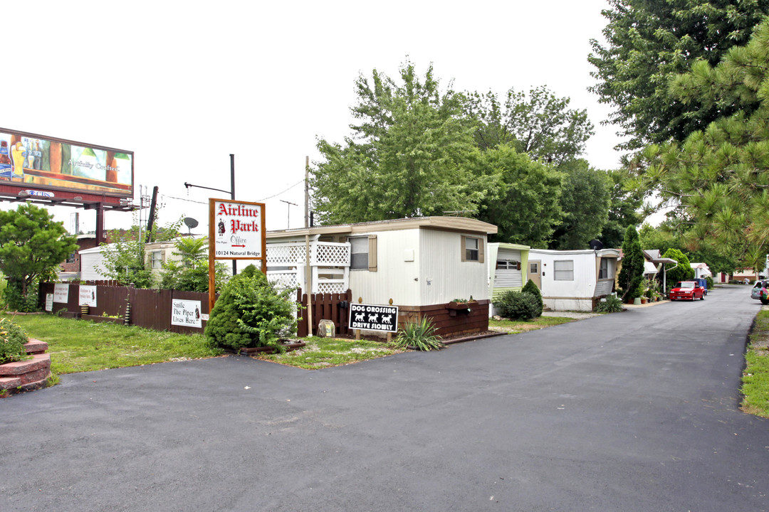 10124 Natural Bridge Rd in St. Louis, MO - Building Photo