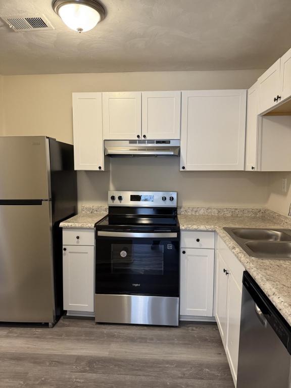 6621 Stoney Point S in Norfolk, VA - Building Photo - Building Photo