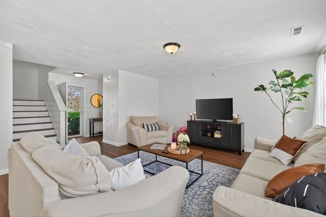 3659 Cape Henry Ave in Norfolk, VA - Building Photo - Building Photo