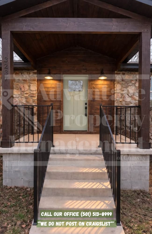 3237 College Ave in Conway, AR - Building Photo - Building Photo