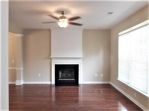 4006 Shire Ct in Jamestown, NC - Building Photo - Building Photo
