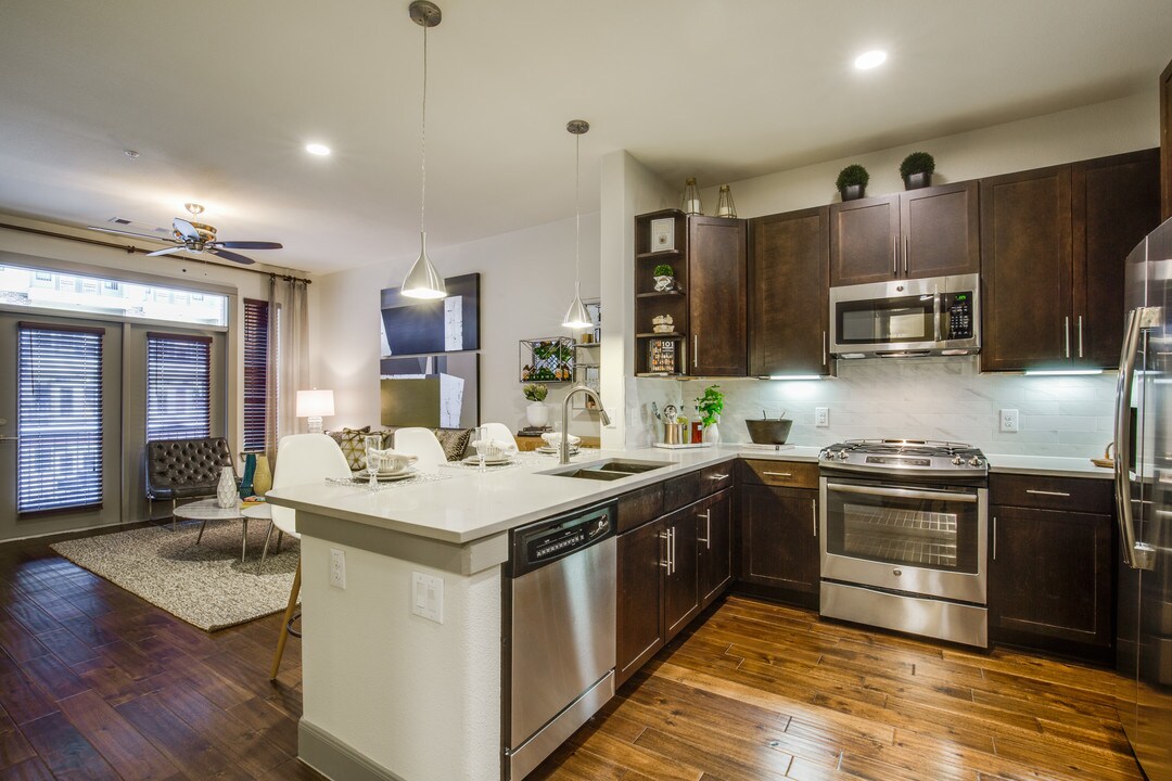 Assembly at Historic Heights Photo