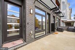 3554 13th St NW in Washington, DC - Building Photo