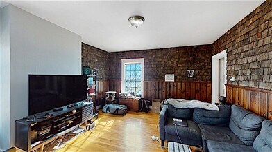 57 Atherton St, Unit 58-2 in Somerville, MA - Foto de edificio - Building Photo