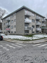 7895 De Normanville Rue in Montréal, QC - Building Photo - Building Photo