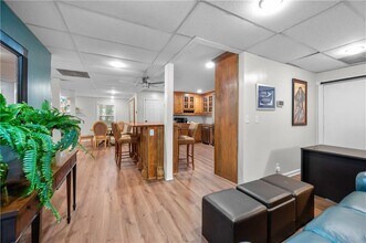 460 Peyton Rd SW in Atlanta, GA - Building Photo - Building Photo