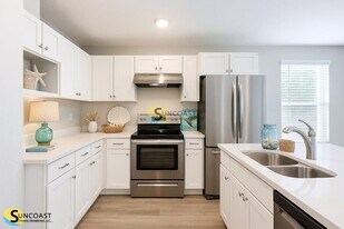 6445 Breezy Oaks Wy in Jacksonville, FL - Building Photo