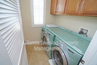 28556 Herrera St in Santa Clarita, CA - Building Photo - Building Photo