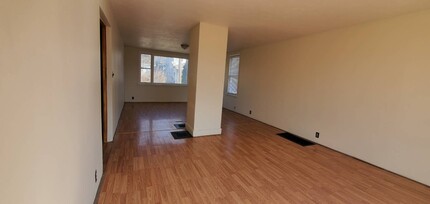 669 3rd St SE in Massillon, OH - Building Photo - Building Photo