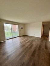 2715 Eggert Rd in Tonawanda, NY - Building Photo - Building Photo