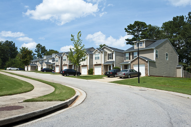 146 Alton Cir in Villa Rica, GA - Foto de edificio - Building Photo