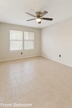 16782 Fallen Timbers Dr in Conroe, TX - Building Photo - Building Photo