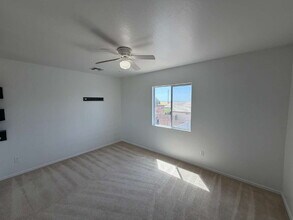 3907 E Pinto Valley Rd in San Tan Valley, AZ - Foto de edificio - Building Photo