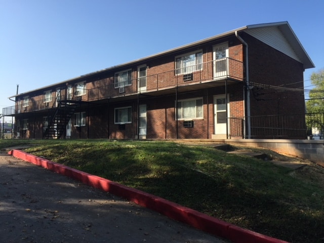 1901 E 5th Ave in Knoxville, TN - Building Photo