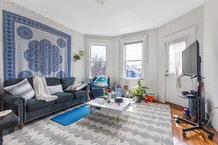 249 Summer St, Unit 1L in Somerville, MA - Building Photo