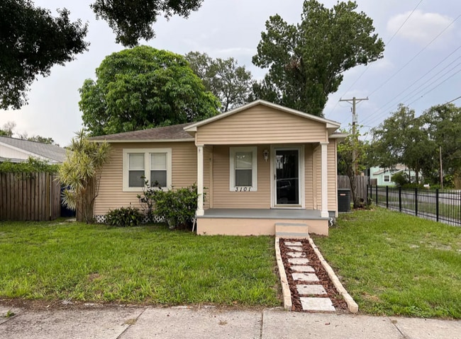 property at 3101 W Dewey St