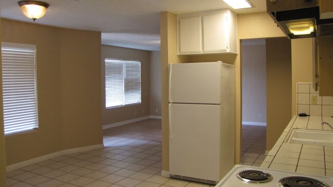 316 Pearson Ave in Bakersfield, CA - Building Photo - Building Photo