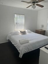 1010 N 17th Ave in Hollywood, FL - Building Photo - Building Photo