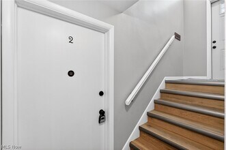 211 Buffington Rd in Fairlawn, OH - Building Photo - Building Photo