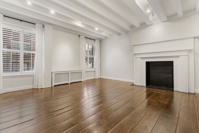 48 Beacon St in Boston, MA - Building Photo - Building Photo
