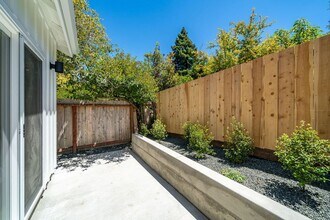 319-321 Ramona Dr in San Luis Obispo, CA - Building Photo - Building Photo