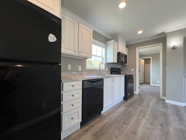 property at 133 W Sourwood Dr