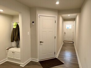 813 Canary Island Ct in Newark, DE - Building Photo - Building Photo