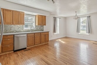 152 N Main St in Black River, NY - Building Photo - Building Photo