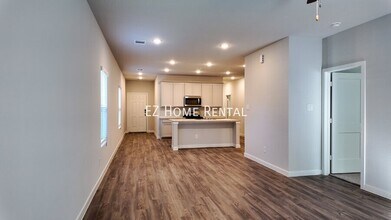 16878 Pandora Wy in Porter, TX - Building Photo - Building Photo